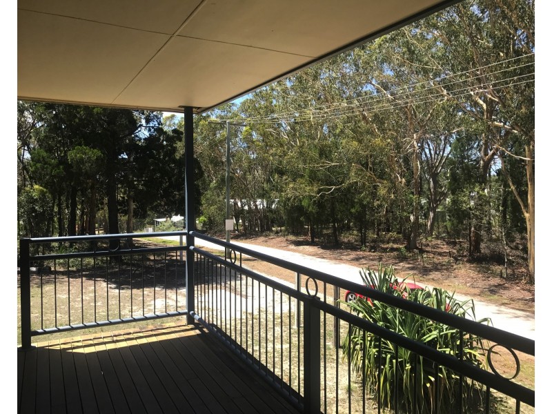 13 Morwong St, Macleay Island QLD 4184