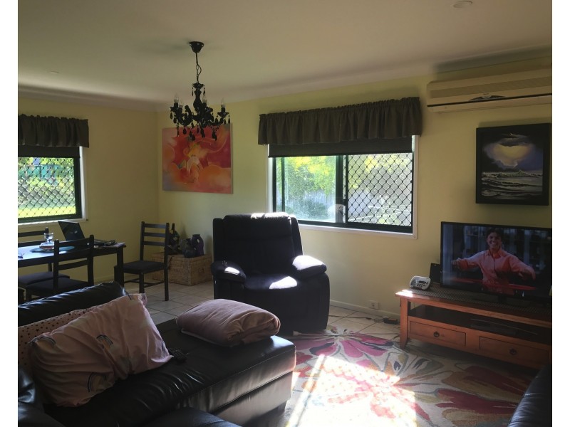 23 Squire St, Macleay Island QLD 4184