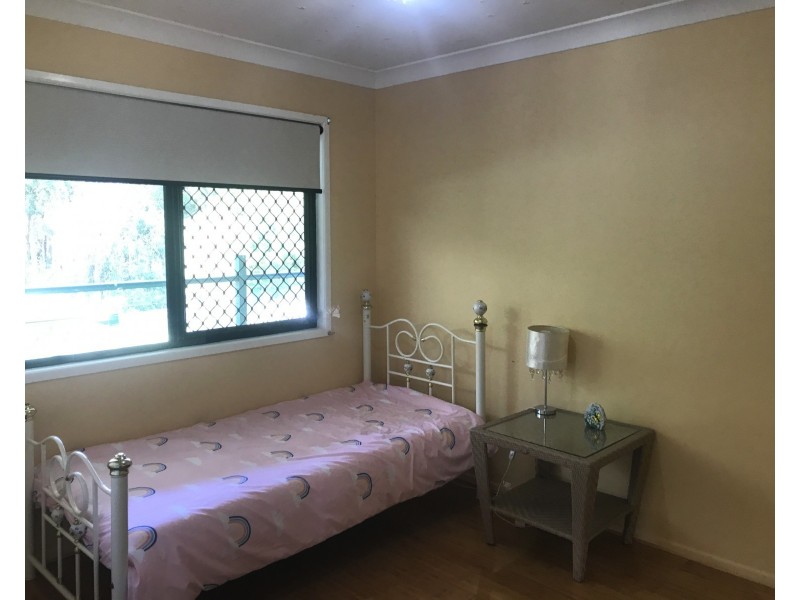 23 Squire St, Macleay Island QLD 4184