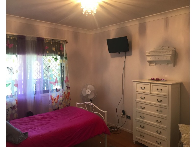 23 Squire St, Macleay Island QLD 4184