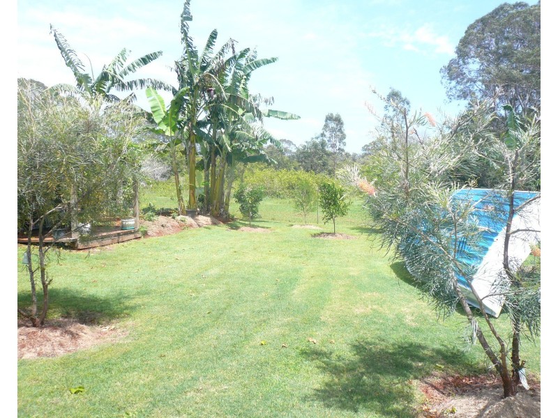 45 Lonicera St, Macleay Island QLD 4184