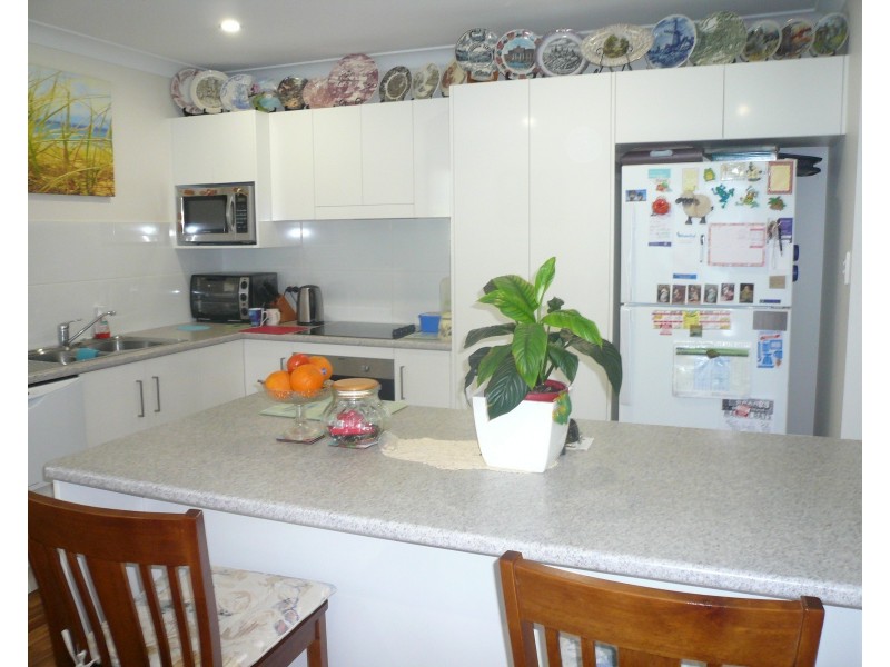 45 Lonicera St, Macleay Island QLD 4184