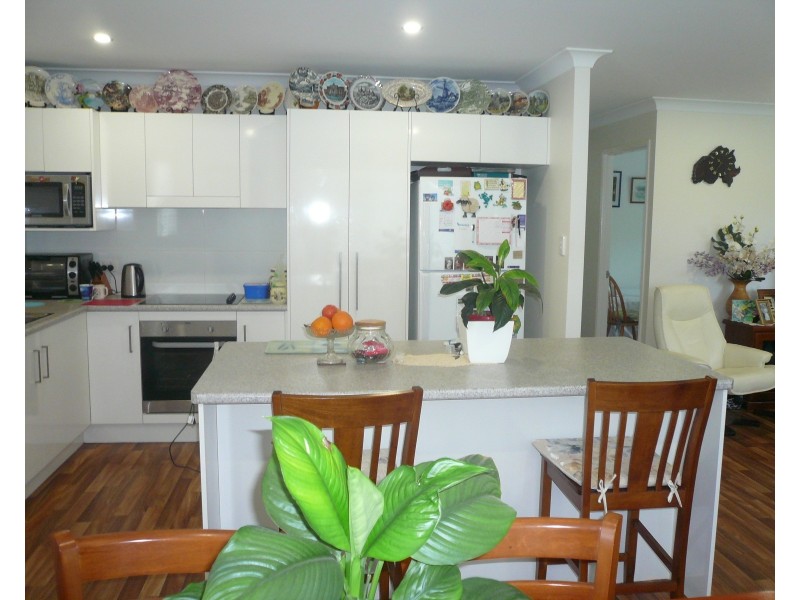 45 Lonicera St, Macleay Island QLD 4184