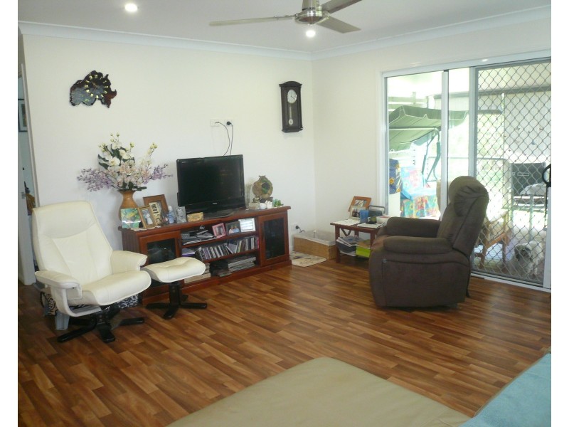 45 Lonicera St, Macleay Island QLD 4184