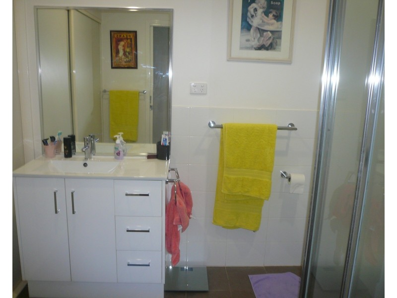 45 Lonicera St, Macleay Island QLD 4184