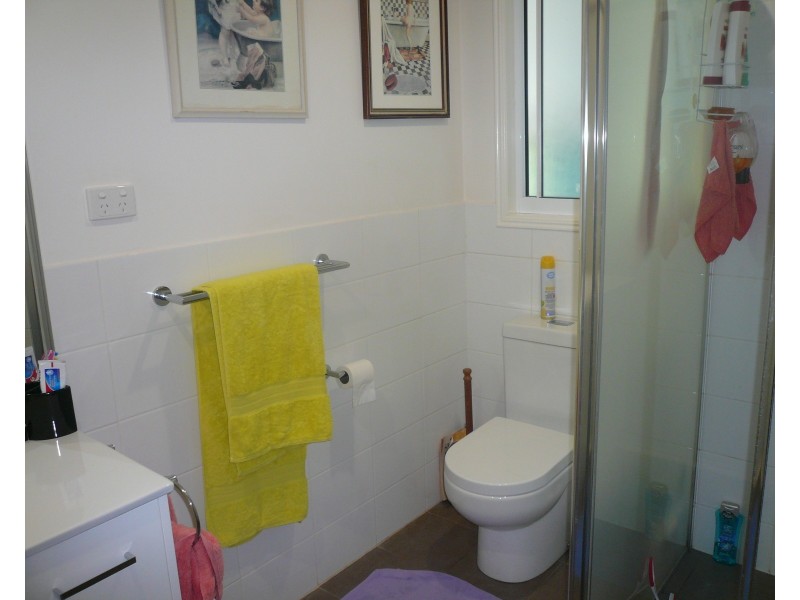 45 Lonicera St, Macleay Island QLD 4184