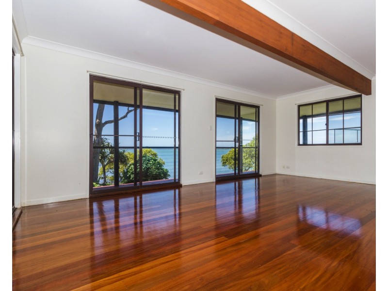 4 Coorong St, Macleay Island QLD 4184