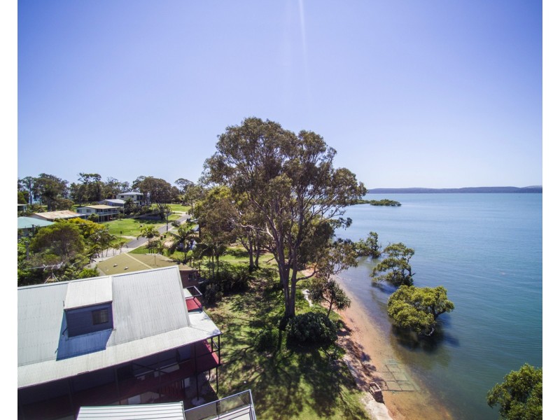 4 Coorong St, Macleay Island QLD 4184