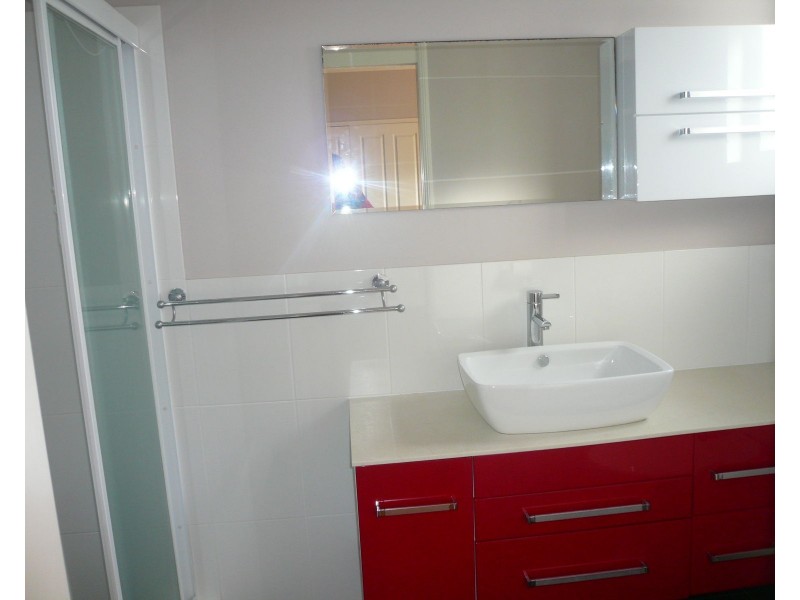 15 Mawarra Street, Macleay Island QLD 4184