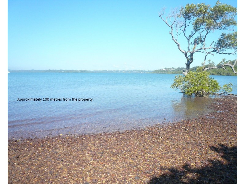 15 Mawarra Street, Macleay Island QLD 4184