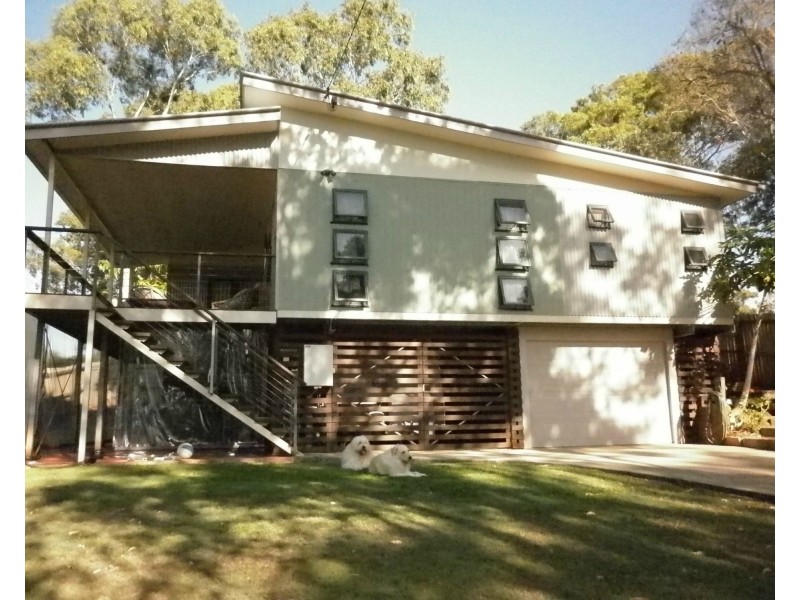 155 Lucas Drive, Lamb Island QLD 4184