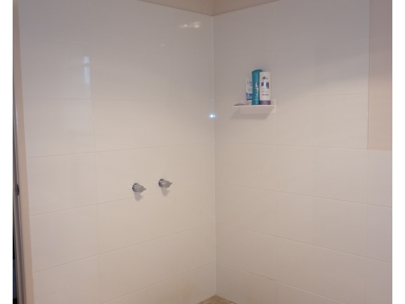 155 Lucas Drive, Lamb Island QLD 4184