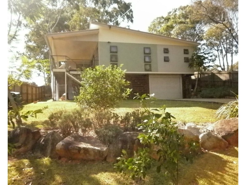 155 Lucas Drive, Lamb Island QLD 4184