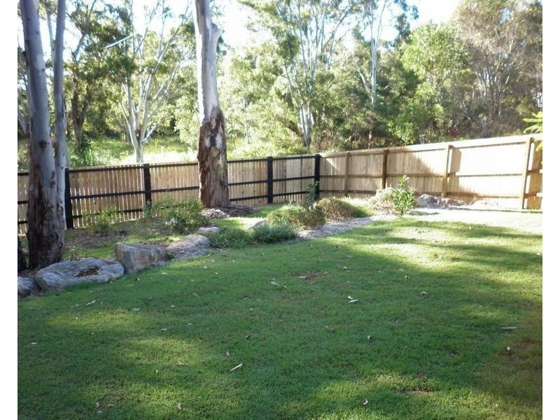 155 Lucas Drive, Lamb Island QLD 4184