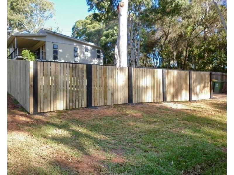 155 Lucas Drive, Lamb Island QLD 4184