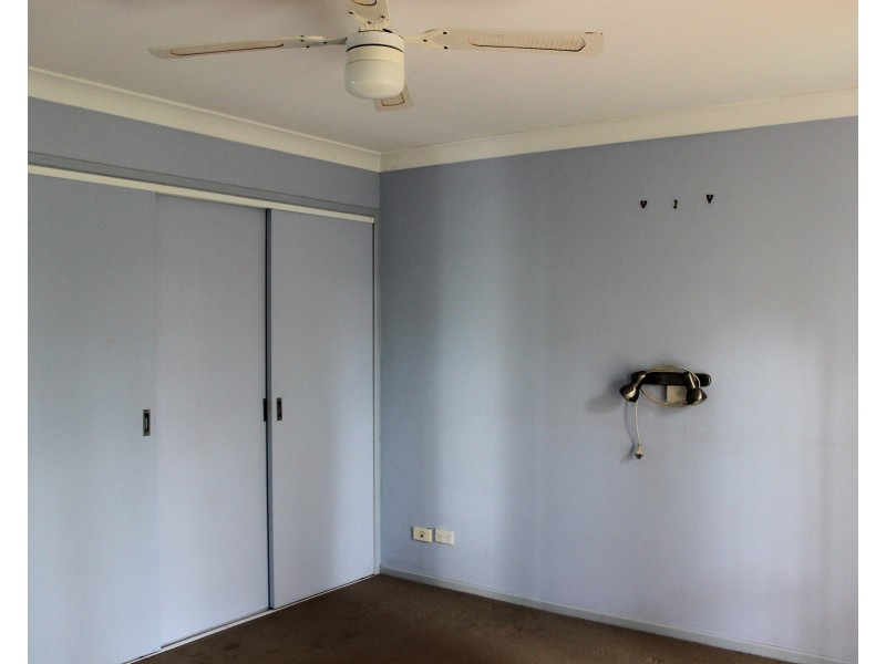 14a Whiting St, Macleay Island QLD 4184