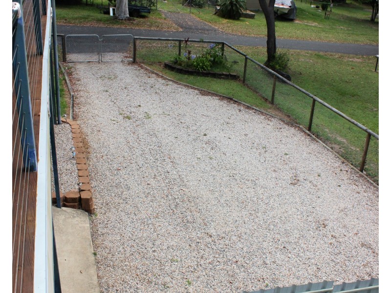 14a Whiting St, Macleay Island QLD 4184