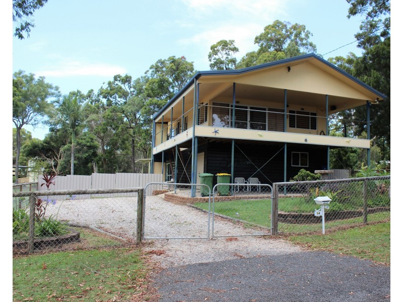 14a Whiting St, Macleay Island QLD 4184