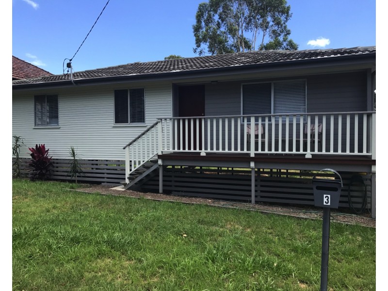 3 Oomool Street, Macleay Island QLD 4184