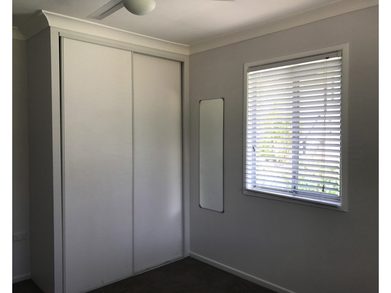 3 Oomool Street, Macleay Island QLD 4184