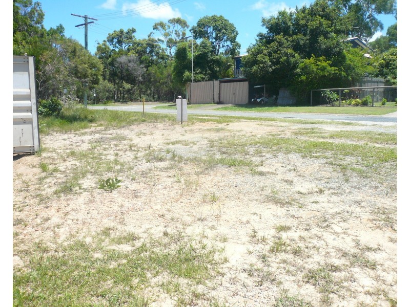 4 Timothy Street, Macleay Island QLD 4184