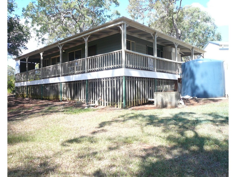 29 High Central Road, Macleay Island QLD 4184