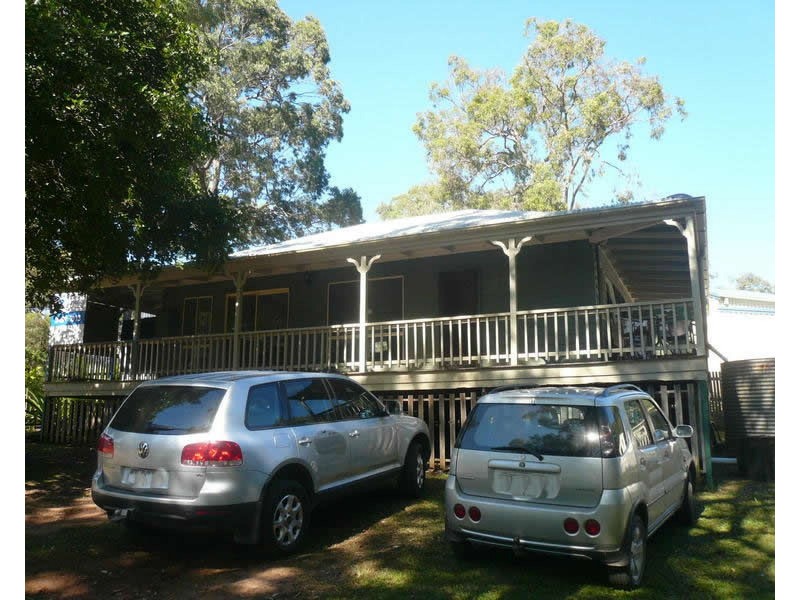 29 High Central Road, Macleay Island QLD 4184