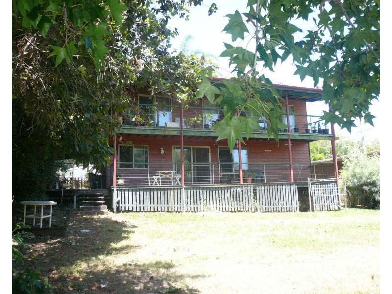 106 High Central Rd, Macleay Island QLD 4184