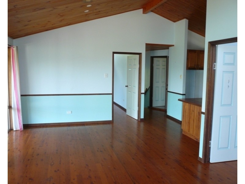 106 High Central Rd, Macleay Island QLD 4184