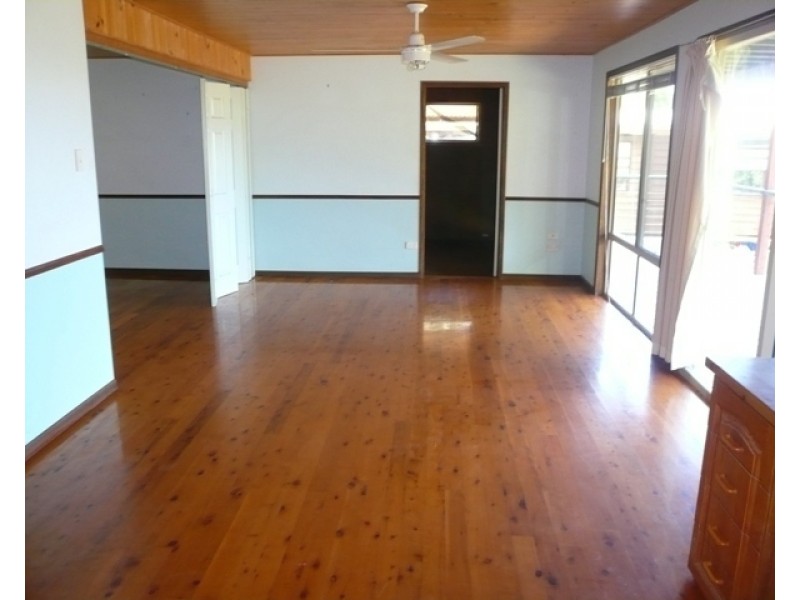 106 High Central Rd, Macleay Island QLD 4184