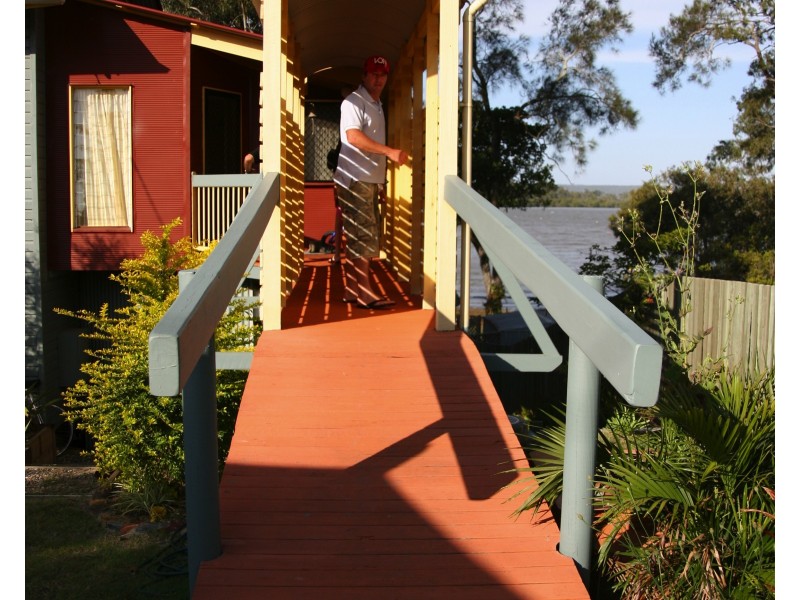 35 Jan Street, Macleay Island QLD 4184