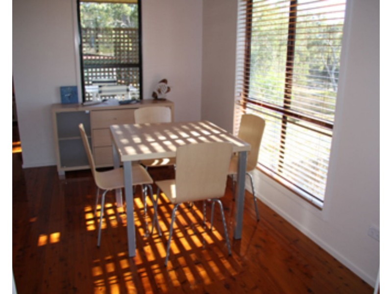 35 Jan Street, Macleay Island QLD 4184