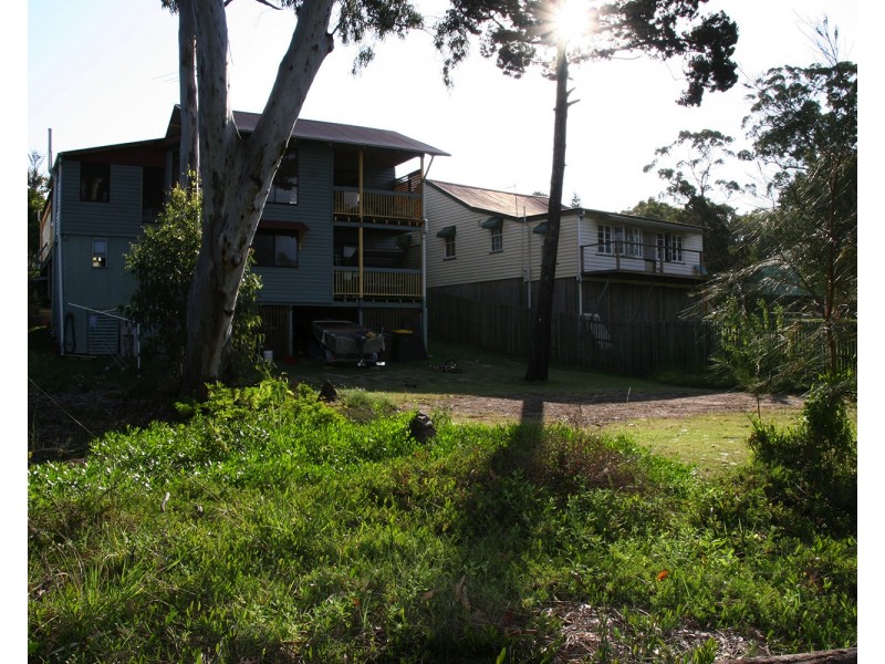 35 Jan Street, Macleay Island QLD 4184