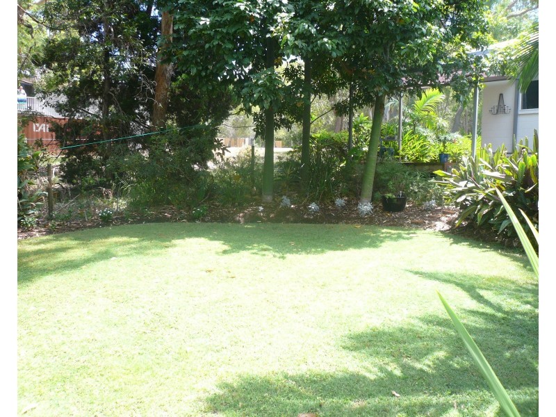 150 Kate St, Macleay Island QLD 4184