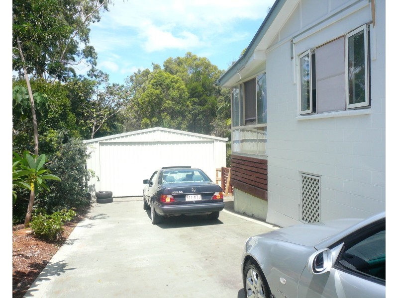 150 Kate St, Macleay Island QLD 4184