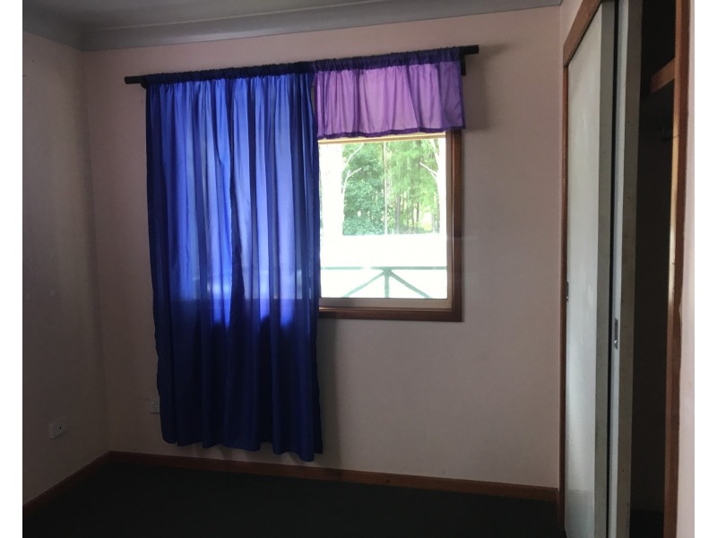 5 Frenchem Tce, Macleay Island QLD 4184