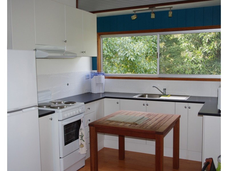 14 Lemontree Drive, Macleay Island QLD 4184