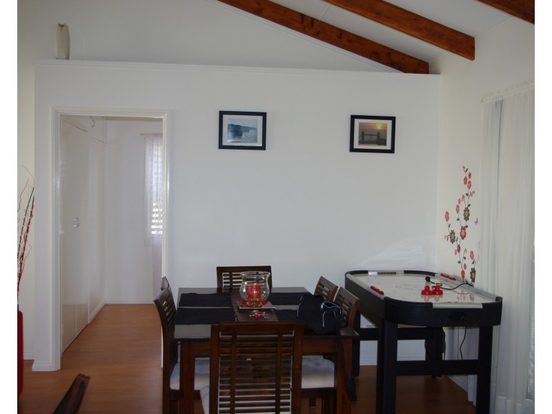 14 Lemontree Drive, Macleay Island QLD 4184