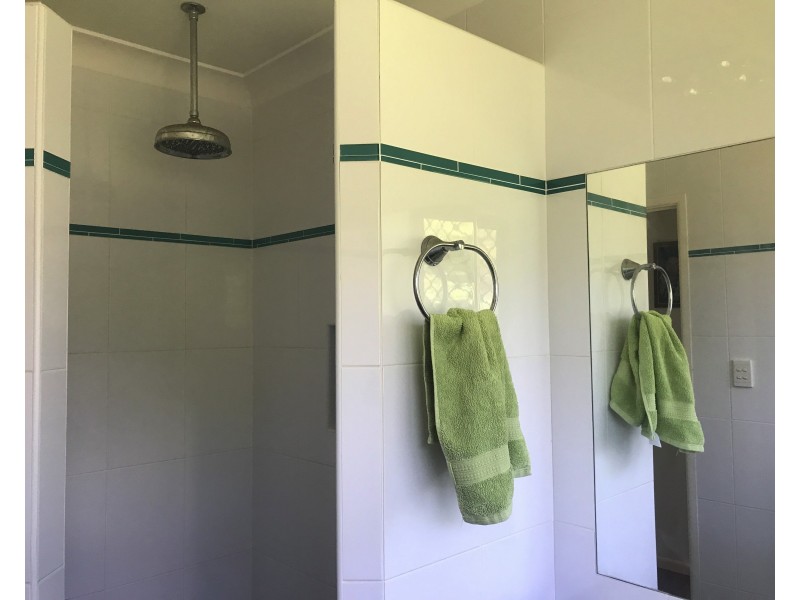 30 Lonicera St, Macleay Island QLD 4184