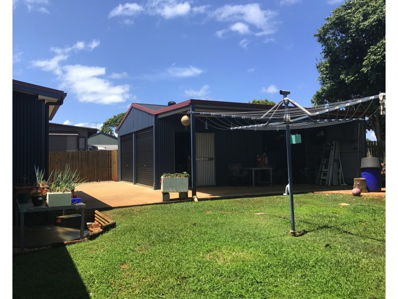 30 Lonicera St, Macleay Island QLD 4184