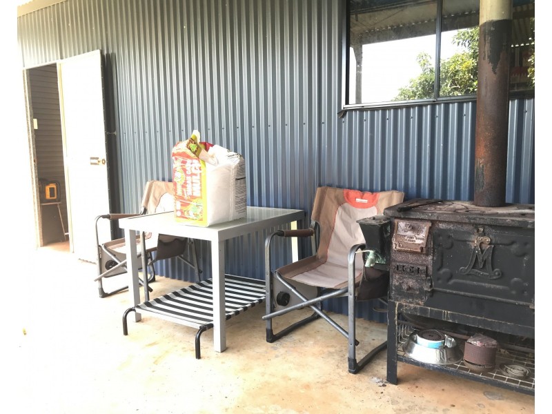 30 Lonicera St, Macleay Island QLD 4184