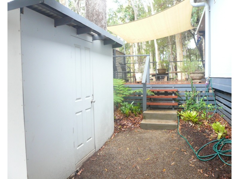 3 Morwong St, Macleay Island QLD 4184