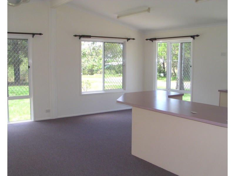 61 Francis Rd, Macleay Island QLD 4184