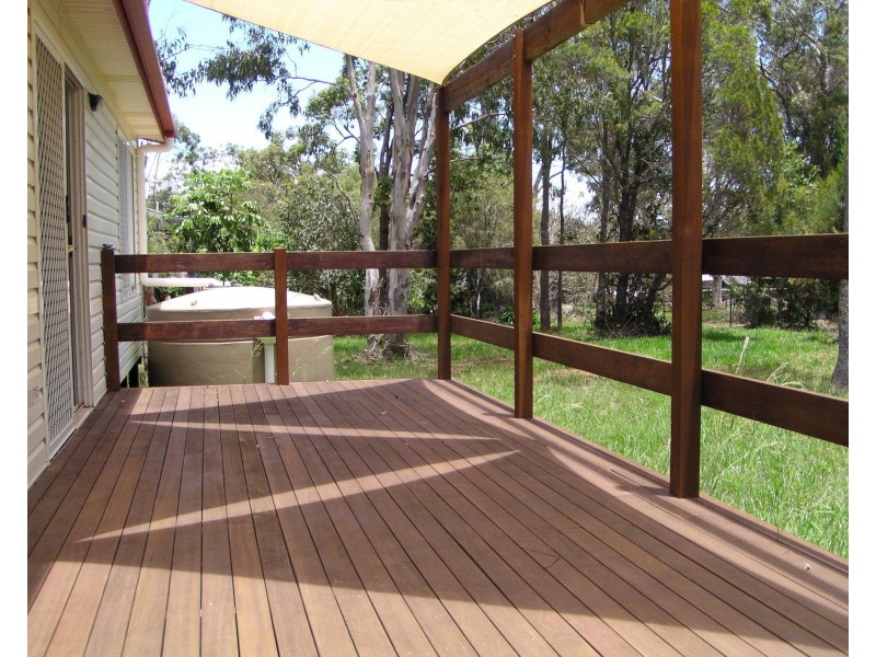 61 Francis Rd, Macleay Island QLD 4184