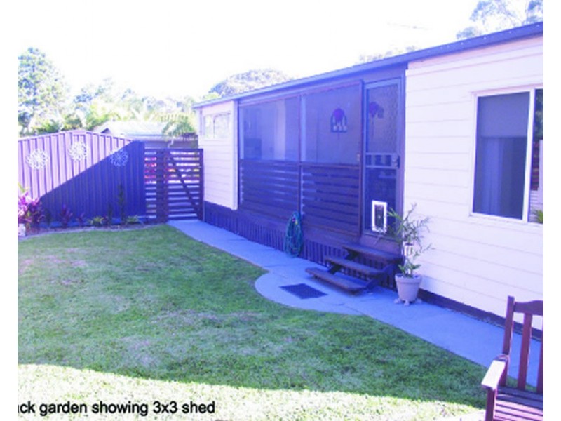 26 Rhodes Street, Macleay Island QLD 4184