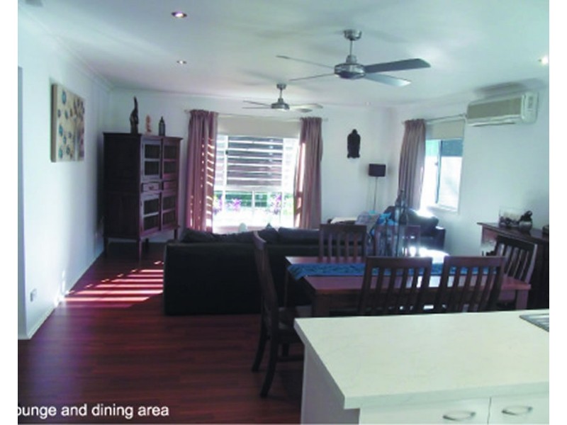 26 Rhodes Street, Macleay Island QLD 4184
