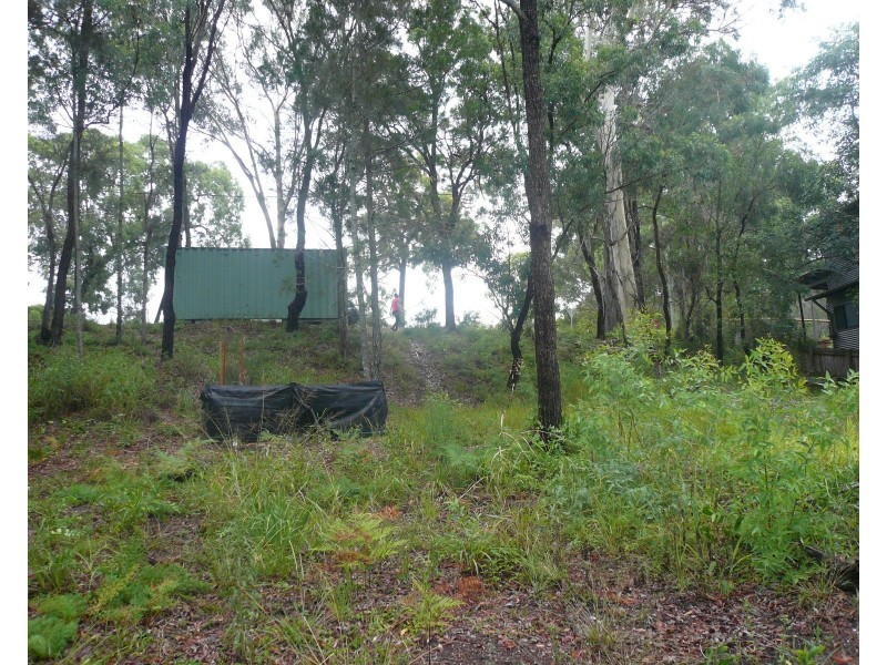 21 Beelong St, Macleay Island QLD 4184