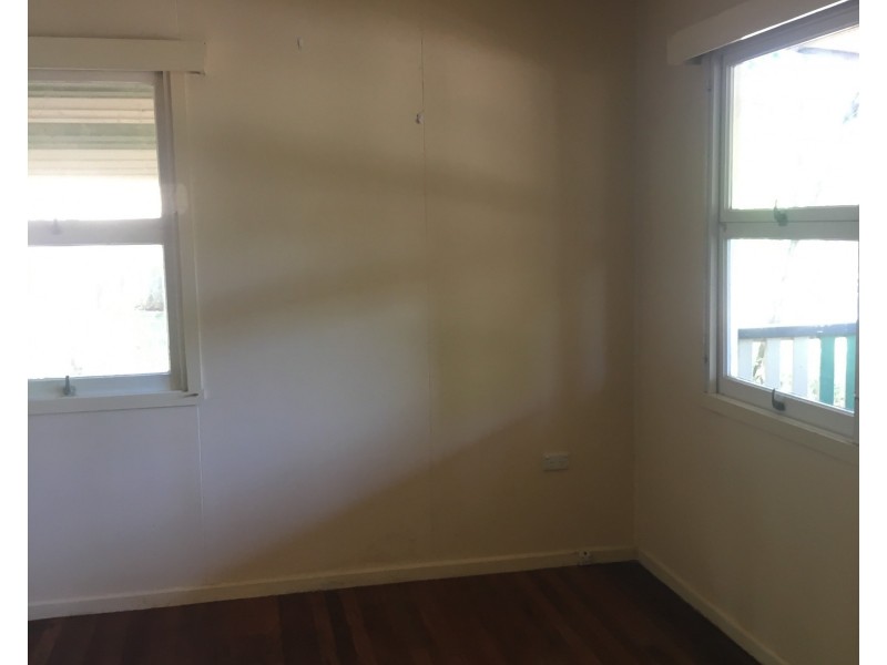 74 Kurrajong Rd, Russell Island QLD 4184