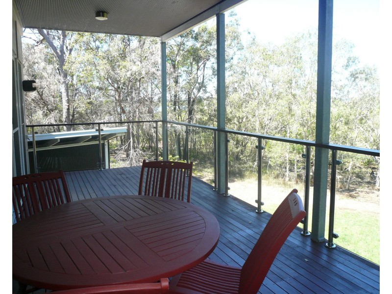 14 Hilda Crescent, Macleay Island QLD 4184
