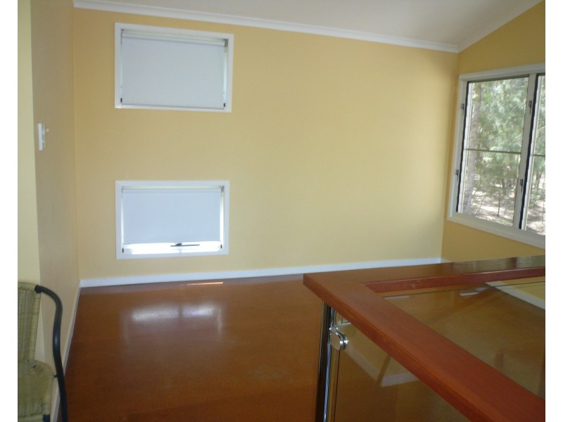 14 Hilda Crescent, Macleay Island QLD 4184